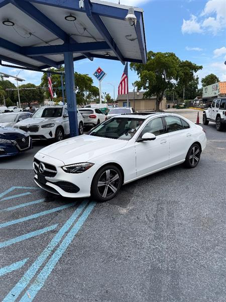 2025 Mercedes Benz C300