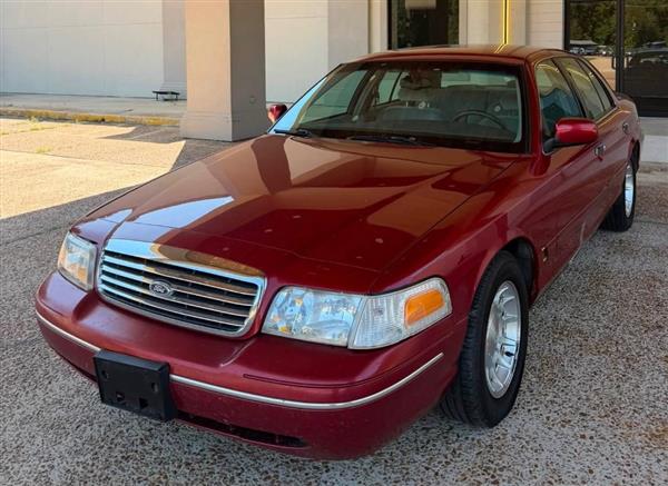 1999 Ford Crown Victoria