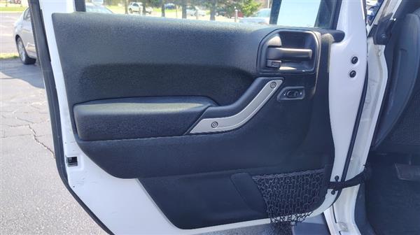 2018 Jeep Wrangler Unlimited Sahara - Photo 15