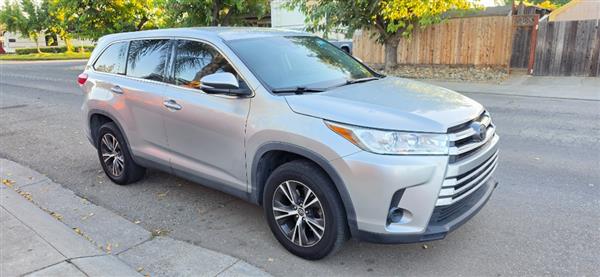 2019 Toyota Highlander LE Plus FWD V6