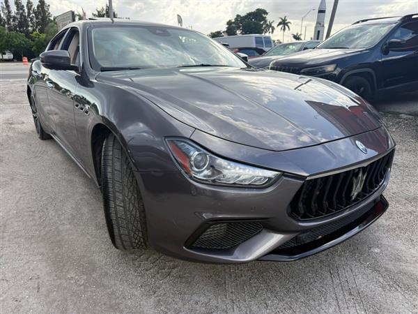 2022 Maserati Ghibli Modena