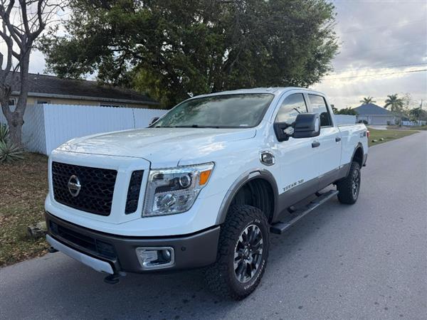 2018 Nissan Titan XD Platinum Reserve 4WD