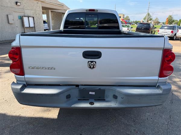 2005 Dodge Dakota ST