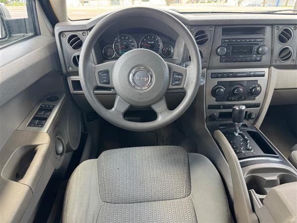 2007 Jeep Commander Sport - Photo 10
