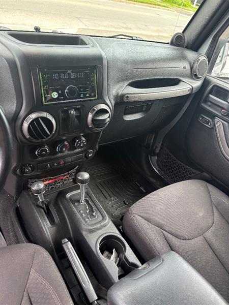 2013 Jeep Wrangler Sport - Photo 7