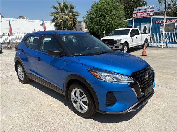 2024 Nissan Kicks S