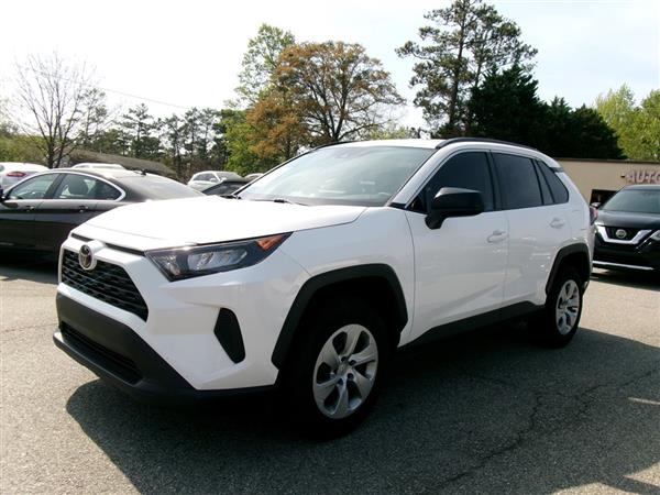 2020 Toyota RAV4 LE