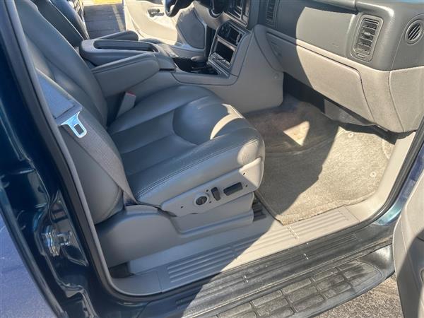 2006 Gmc Yukon XL SLT 1500 photo 11