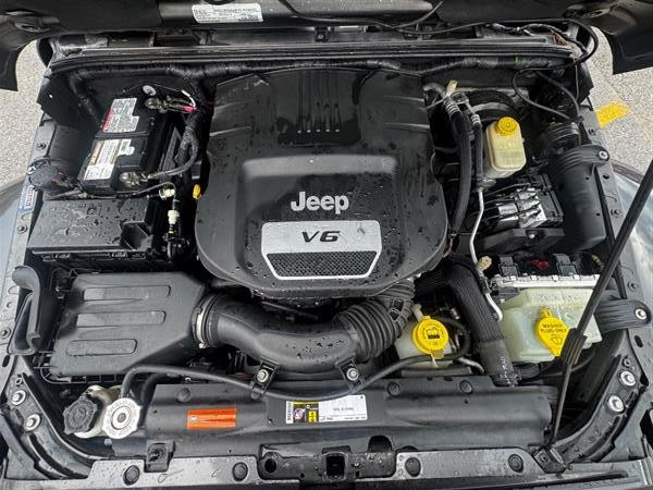 2016 Jeep Wrangler Unlimited Sahara - Photo 8