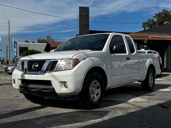 2017 Nissan Frontier SV King Cab I4 5MT 2WD