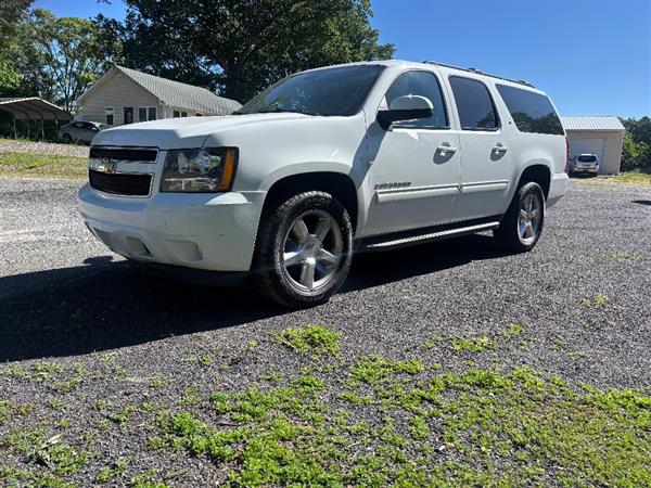 2011 Chevrolet Suburban LT 1500 4WD