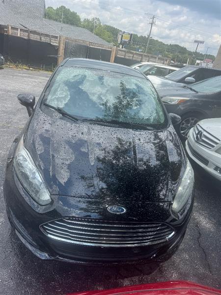 2015 Ford Fiesta SE Hatchback