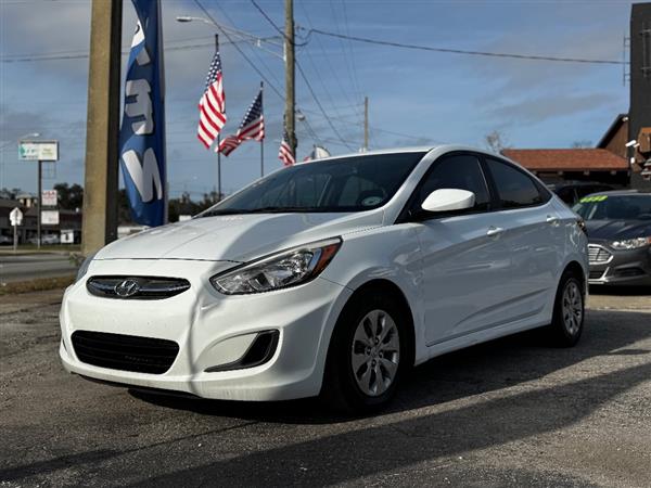 2017 Hyundai Accent SE 4-Door 6M