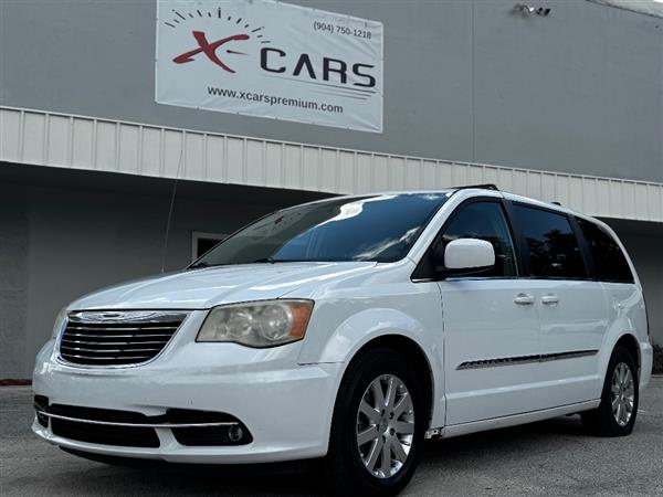 2014 Chrysler Town & Country Touring