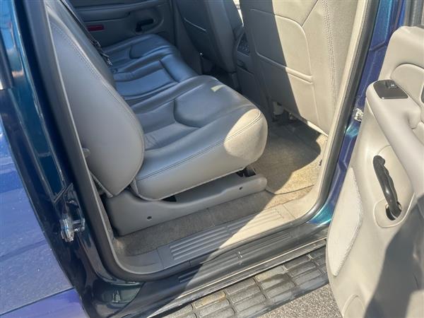 2006 Gmc Yukon XL SLT 1500 photo 10