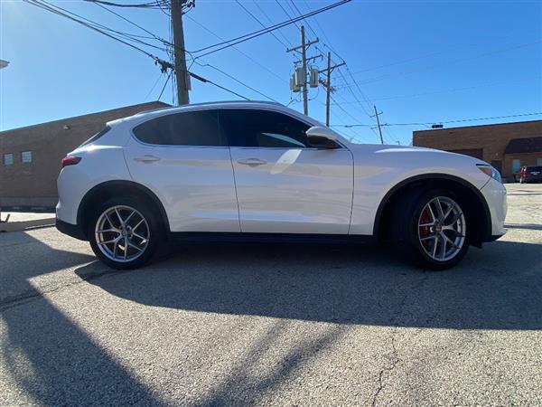 2018 Alfa Romeo Stelvio Ti AWD's photo