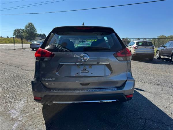 2018 Nissan Rogue S - Photo 9