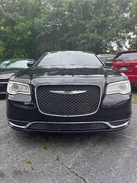 2020 Chrysler 300 Touring