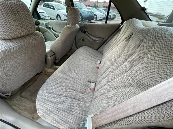2002 Pontiac Sunfire photo 7