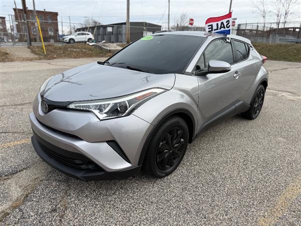 2018 Toyota C-HR XLE's photo