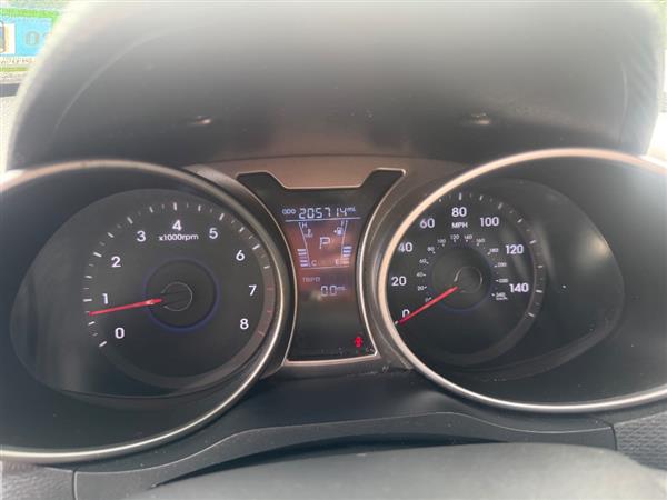 2014 Hyundai Veloster 16