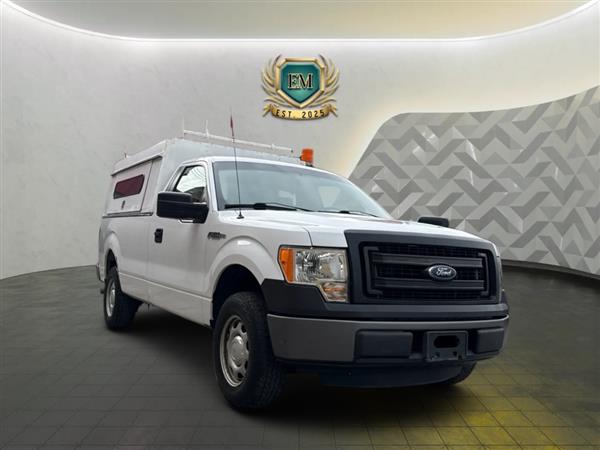 2013 Ford F-150 XLT Regular Cab 126-in's photo