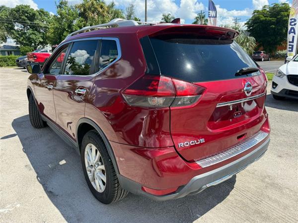 2018 Nissan Rogue SV