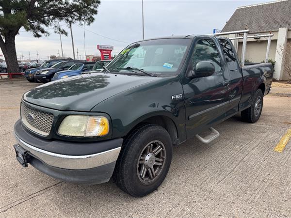 2001 Ford F-150 XL SuperCab 2WD