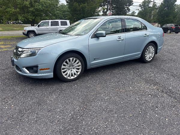 2010 Ford Fusion Hybrid Sedan