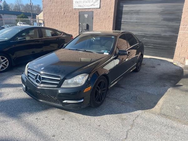2011 Mercedes Benz C-Class C 300 Sport