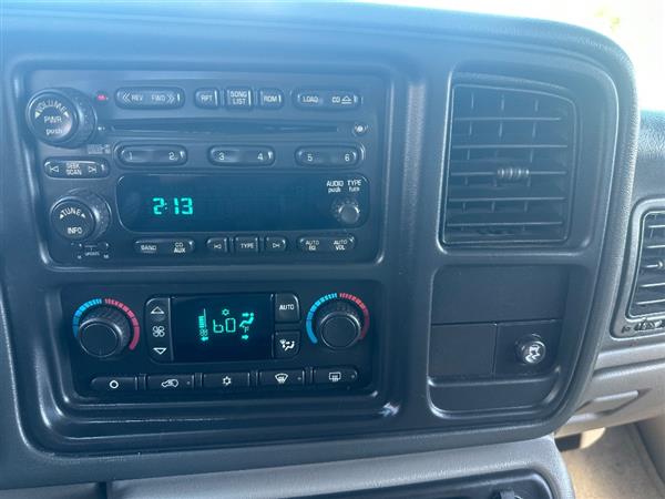 2006 Gmc Yukon XL SLT 1500 photo 12