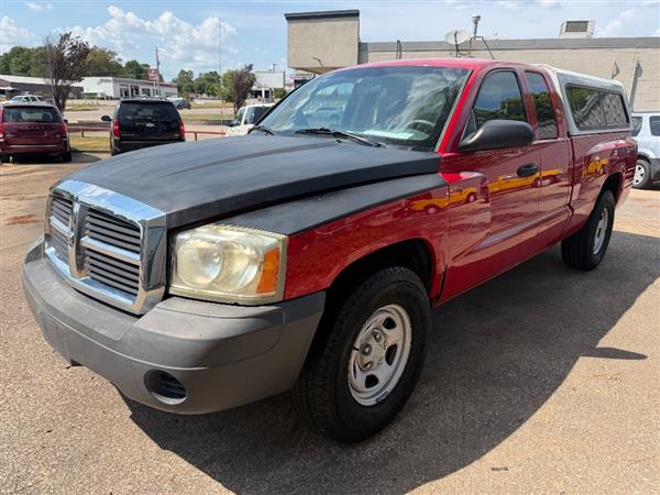 Red 2006 Dodge Dakota Pickup Truck Rear-Wheel Drive Automatic