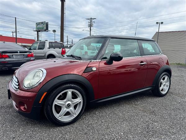 2009 MINI Cooper -'s photo