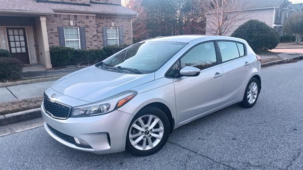 2017 Kia Forte5
