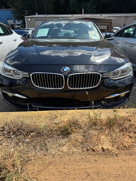2018 BMW 3-Series 330i SULEV Sedan
