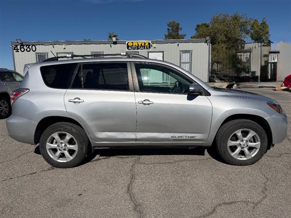 2013 Toyota RAV4 EV