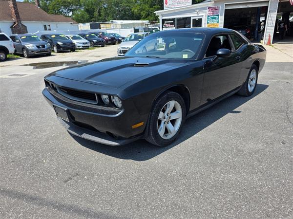 2012 Dodge Challenger SXT