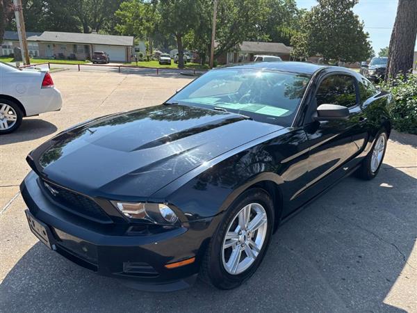 2012 Ford Mustang V6 Coupe
