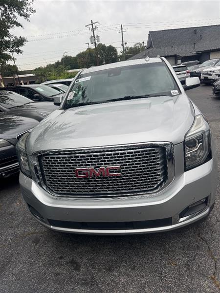 2017 GMC Yukon Denali 4WD