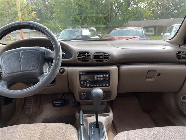 2002 Pontiac Sunfire photo 8