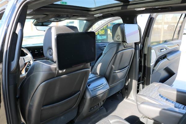 2021 Cadillac Escalade ESV Sport Platinum - Photo 11