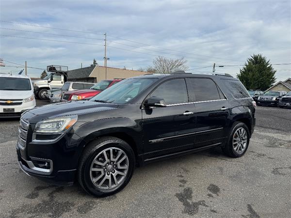 2013 GMC Acadia Denali's photo