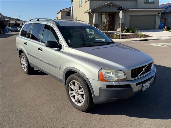 2005 Volvo XC90 2.5T AWD