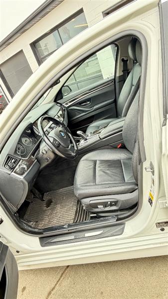 2016 BMW 5 Series 528i - Photo 7