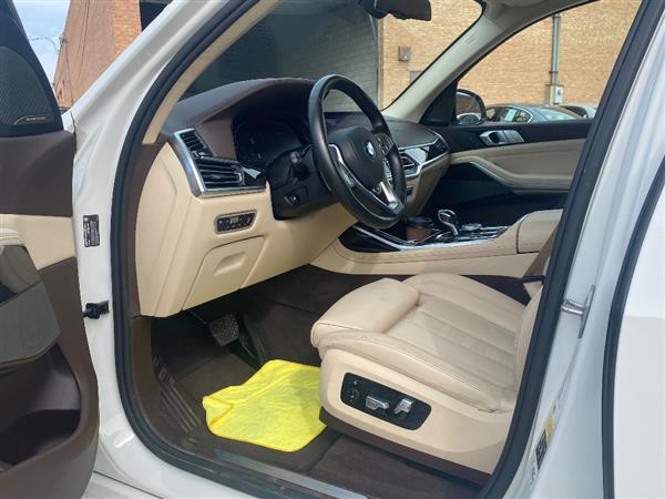 2019 BMW X7 40i - Photo 8