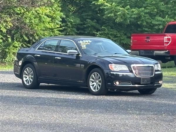 2012 Chrysler 300 Limited RWD