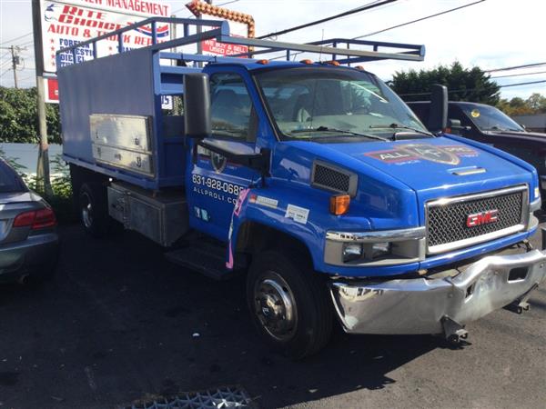 2004 GMC C4500's photo