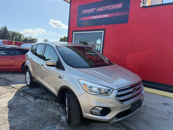 2017 Ford Escape SE FWD
