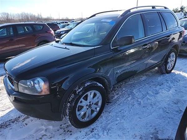 2004 Volvo XC90 Base