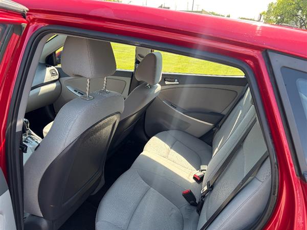 2015 Hyundai Accent Sport - Photo 14